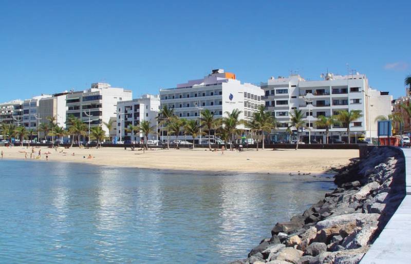 LiggingHotel Lancelot Playa ligt aan de boulevard van Arrecife