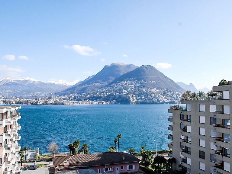 App. Paradiso | Boeken bij Flickmyhouse