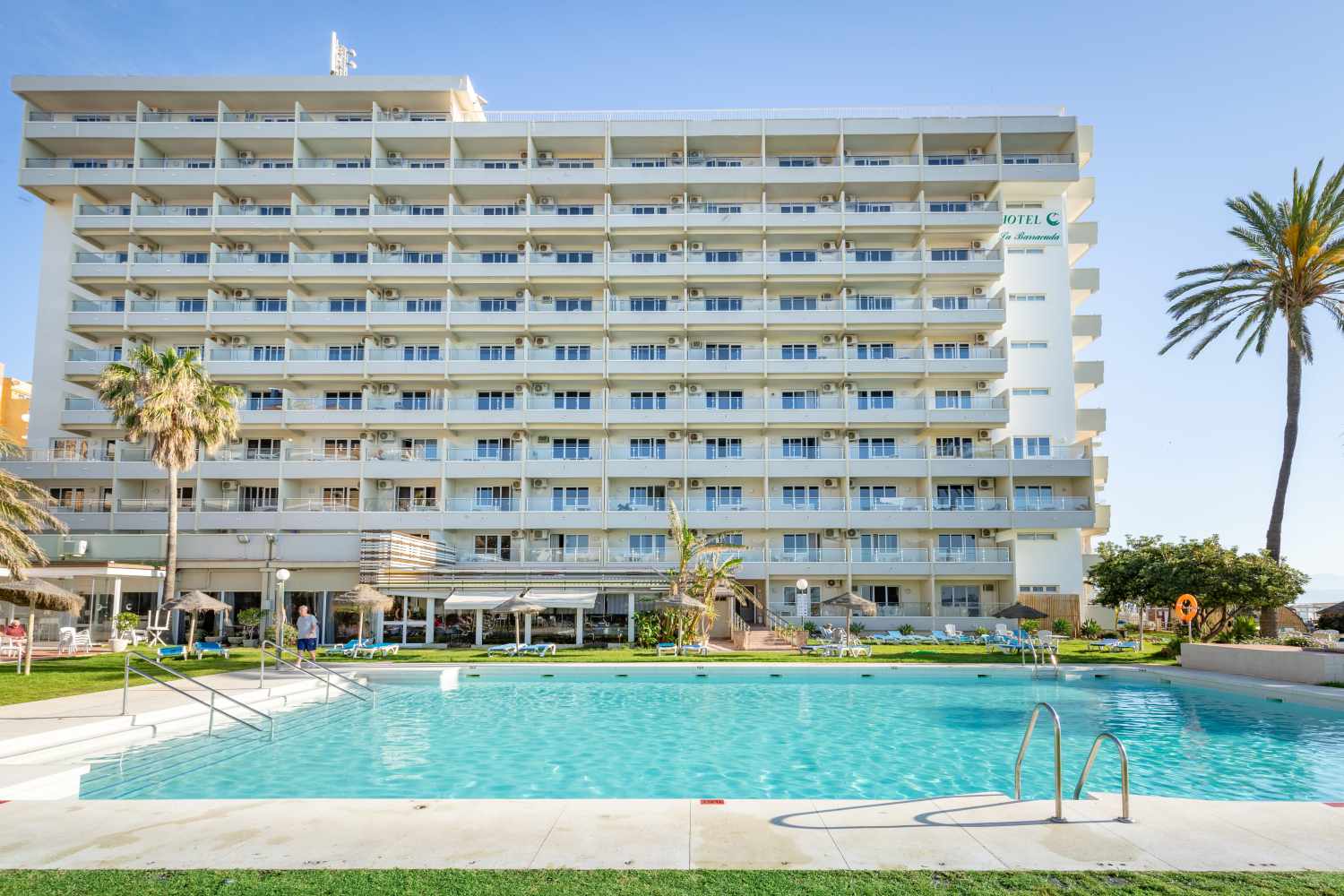 LiggingDit aantrekkelijke hotel bevindt zich in het centrum van Torremolinos