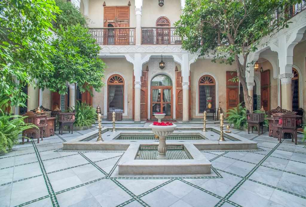 LiggingDe riad ligt in de Medina van Marrakesh