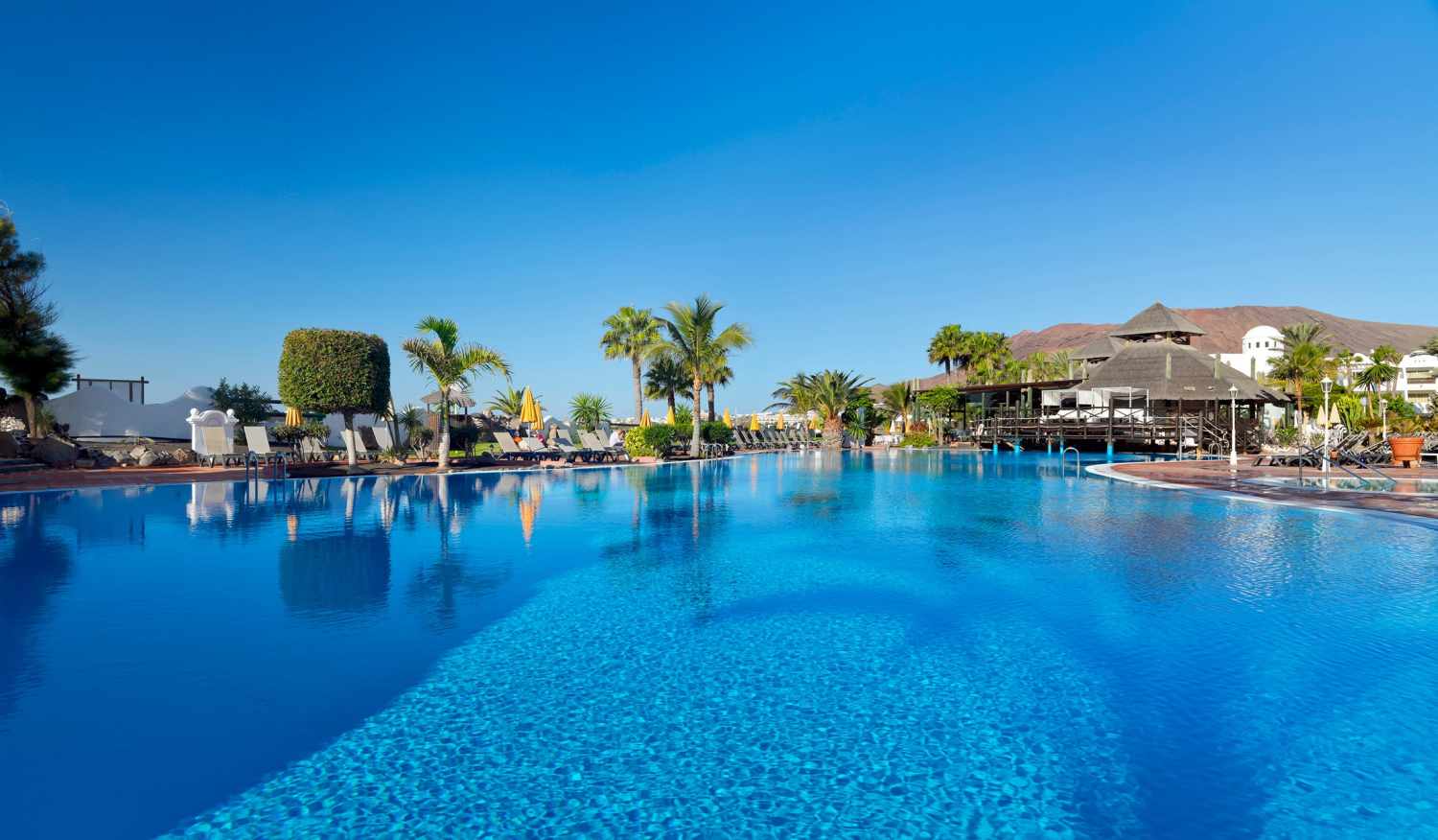 Adults only! (18+)LiggingH10 Timanfaya Palace ligt in Playa Blanca