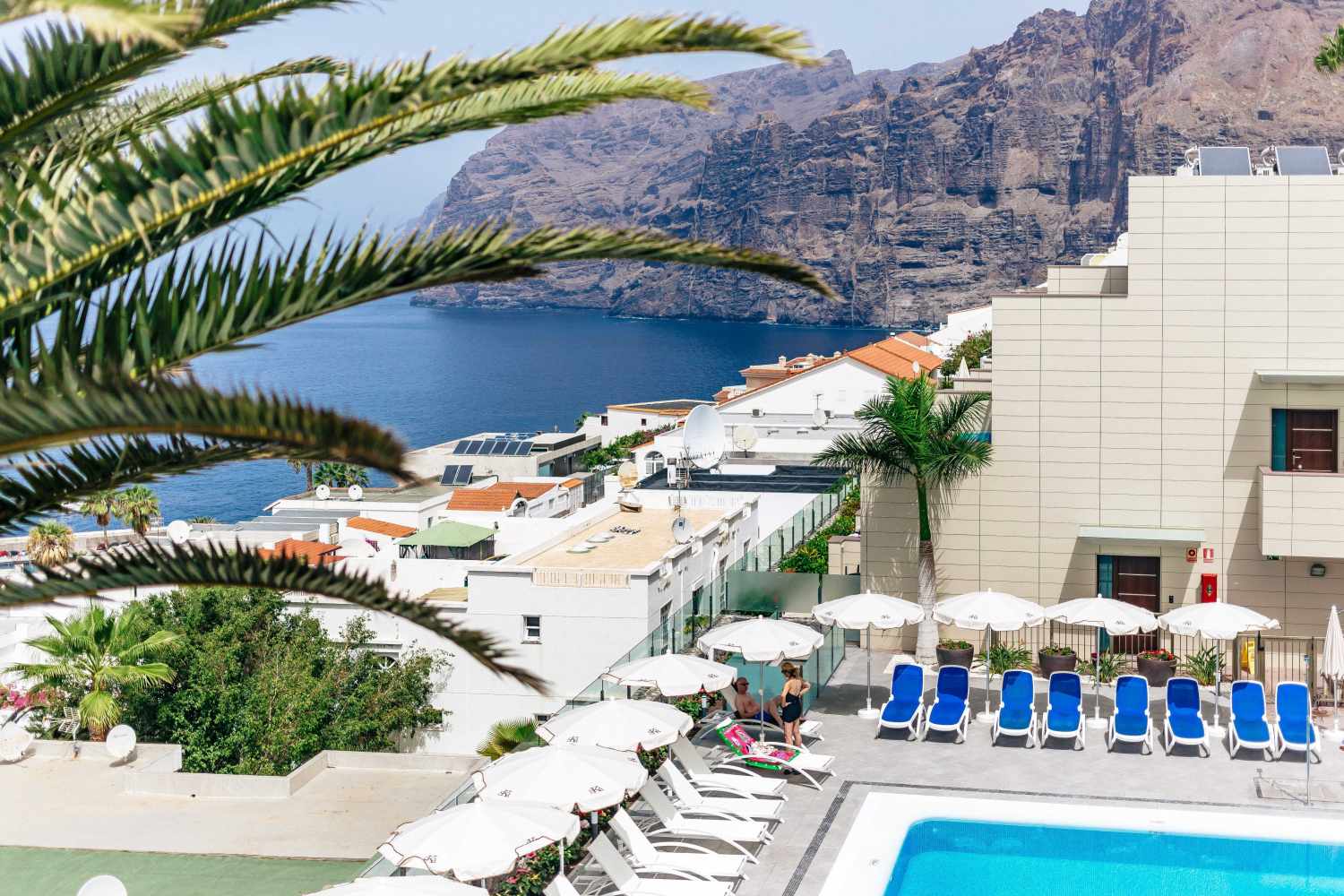 LiggingKlayman Diamond Aparthotel bevindt zich in het rustige kustplaatsje Los Gigantes aan de westkant van Tenerife