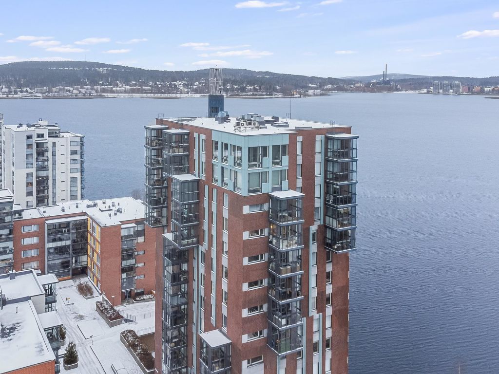 Horisontti penthouse | Boeken bij Flickmyhouse