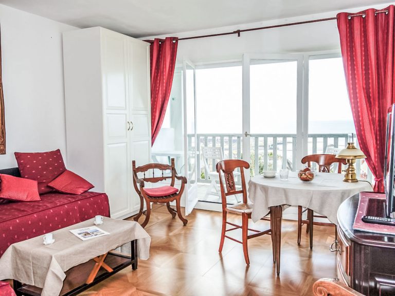 Le Parc de La Jacotte | Boeken bij Flickmyhouse