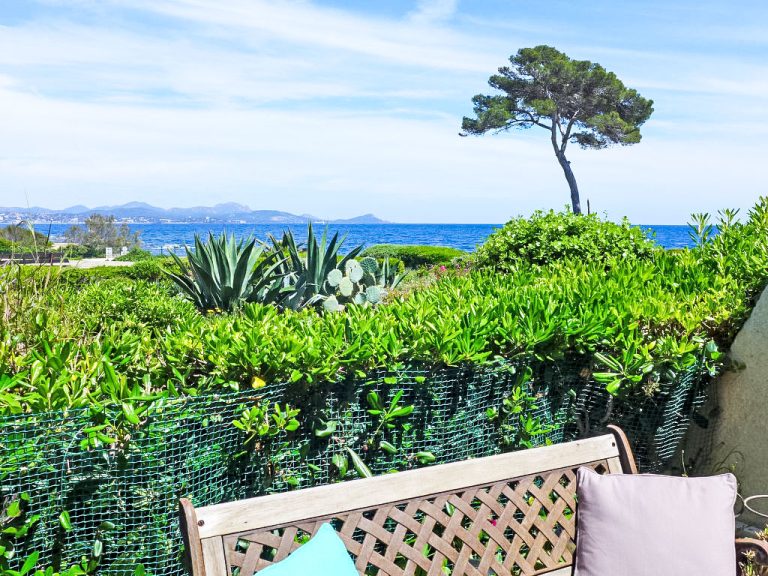 Les Louvans | Boeken bij Flickmyhouse