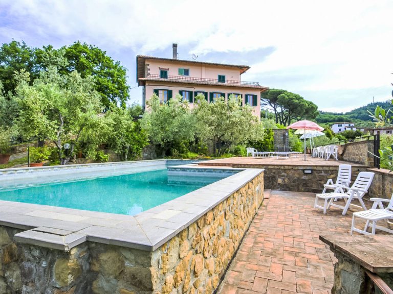 Villa Morosi | Boeken bij Flickmyhouse