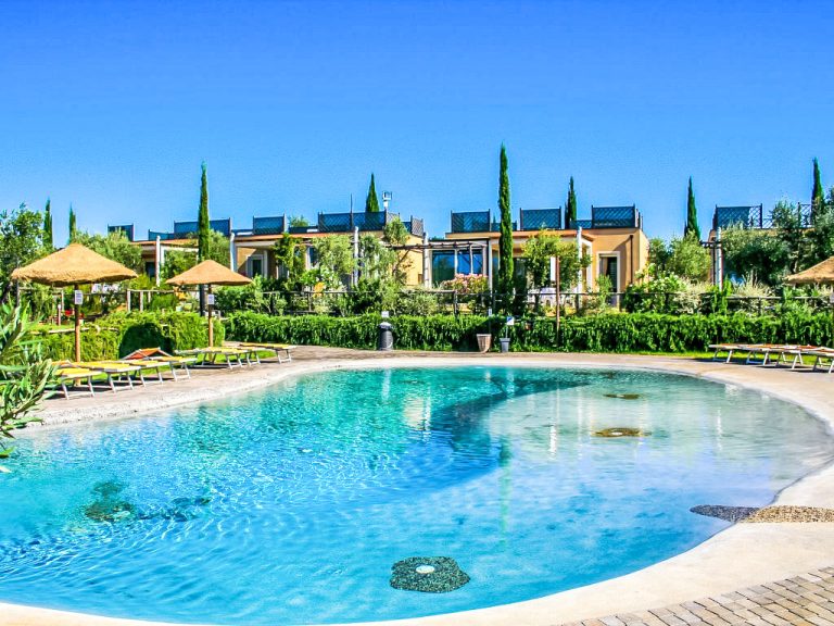 Biovillage | Boeken bij Flickmyhouse