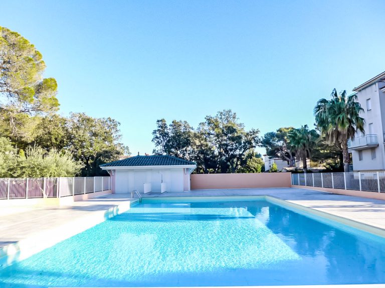 Les Calanques du Parc | Boeken bij Flickmyhouse