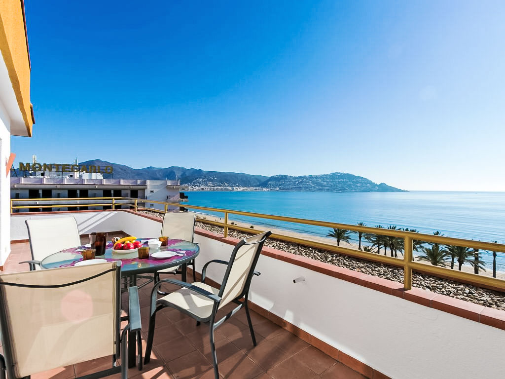 Roses Holiday Center | Boeken bij Flickmyhouse