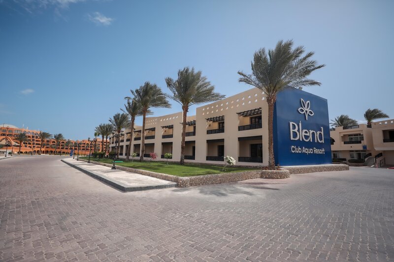 LiggingBlend Club Aqua Resort ligt in de Sahl Hasheesh-regio van Hurghada aan de Rode Zee