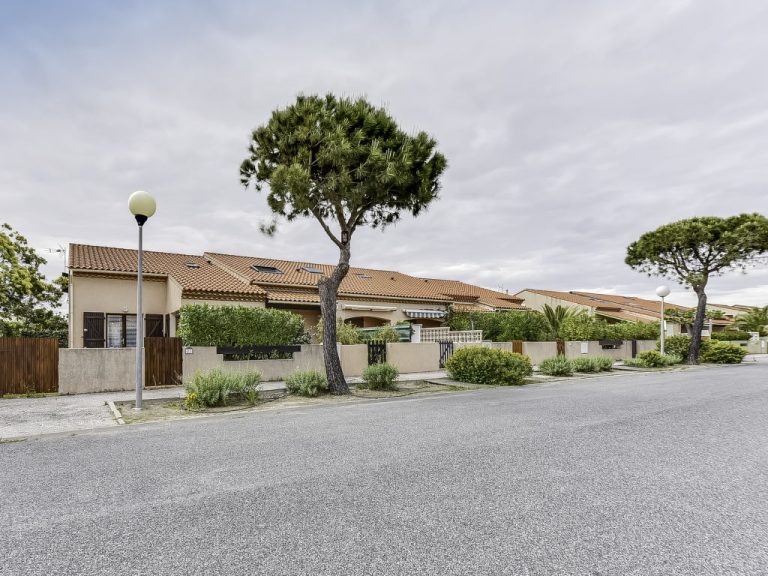 Hameau des Tamarins | Boeken bij Flickmyhouse