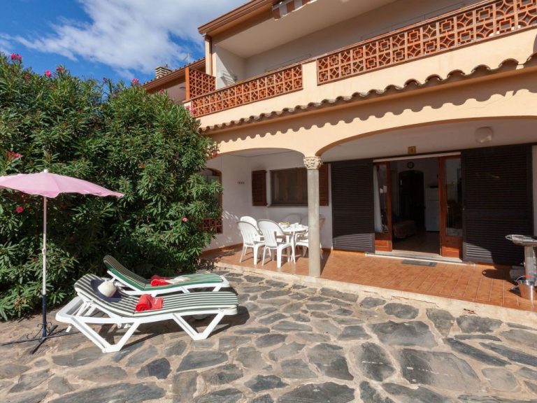 Adelfa apt. 1 | Boeken bij Flickmyhouse