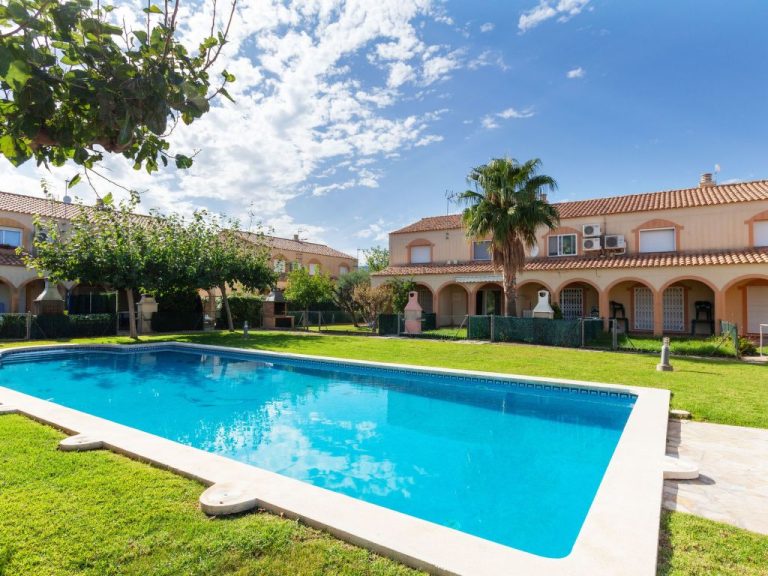 Villa Formentera | Boeken bij Flickmyhouse