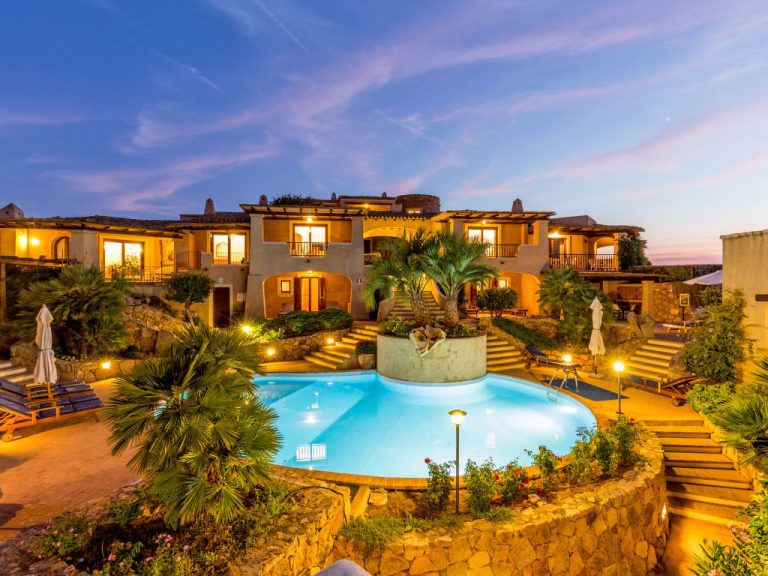 Corbezzolo 7 - Vista Village | Boeken bij Flickmyhouse