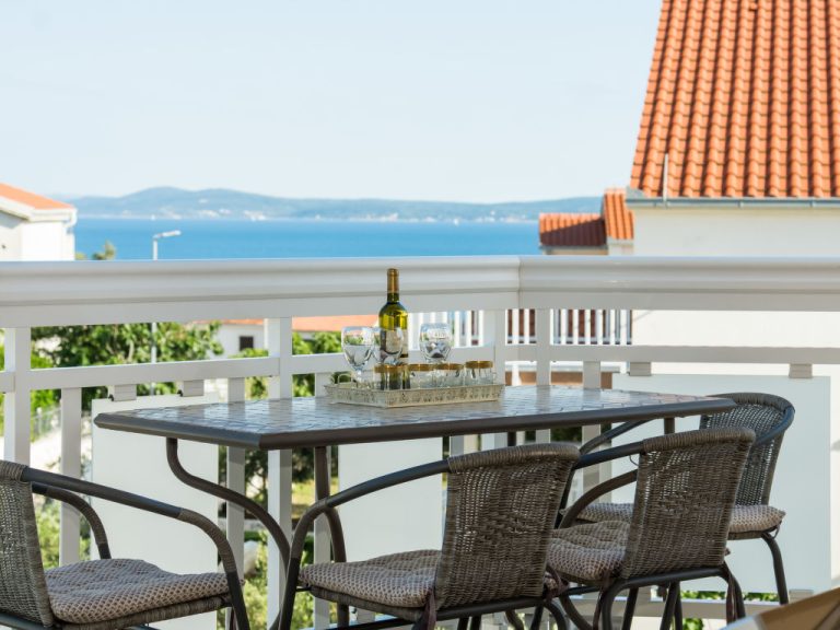 Villa Nikaroni | Boeken bij Flickmyhouse