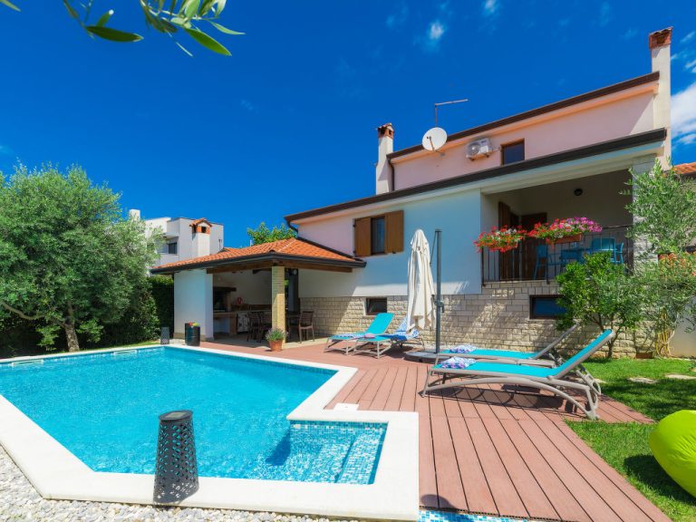 Marina | Boeken bij Flickmyhouse