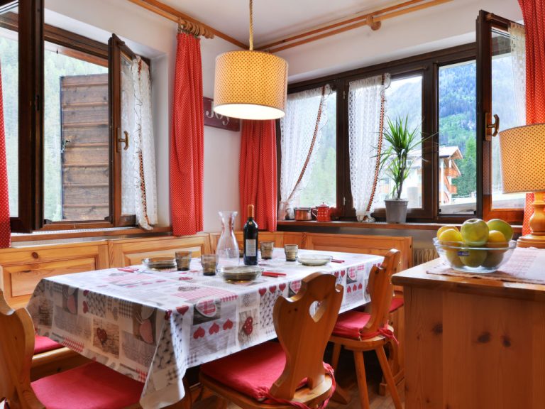 Apt 3 | Boeken bij Flickmyhouse