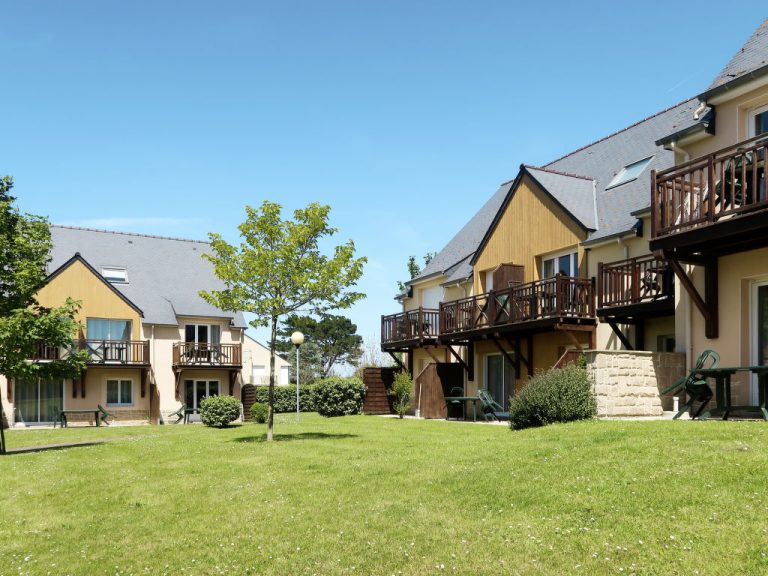 Les Roches Douvres 24 | Boeken bij Flickmyhouse