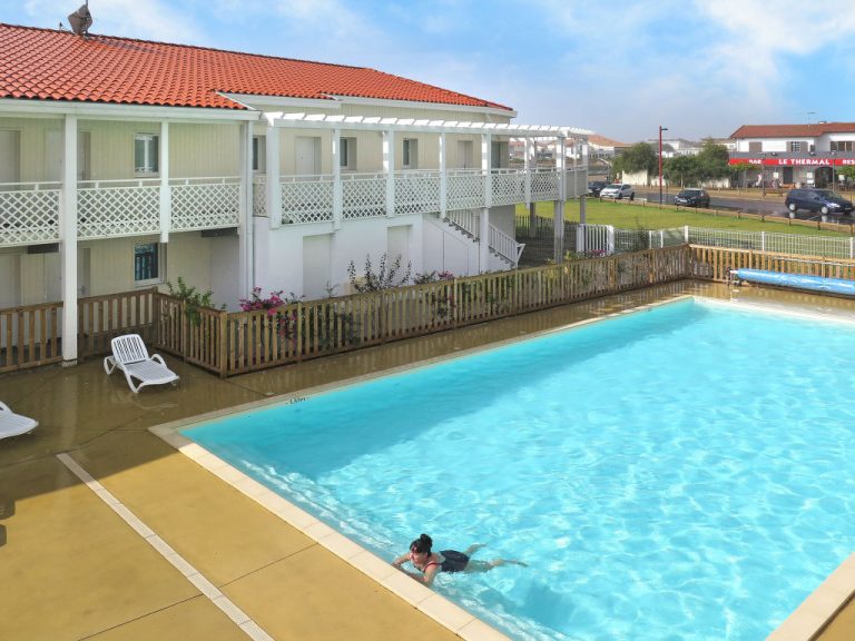 Les Balcons des Pêcheurs | Boeken bij Flickmyhouse