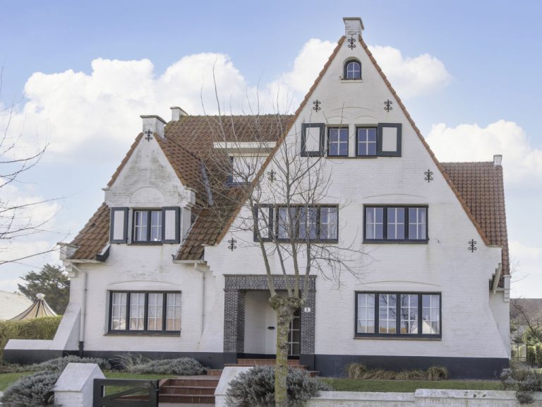 Jong & Blij 6 with amazing views | Boeken bij Flickmyhouse