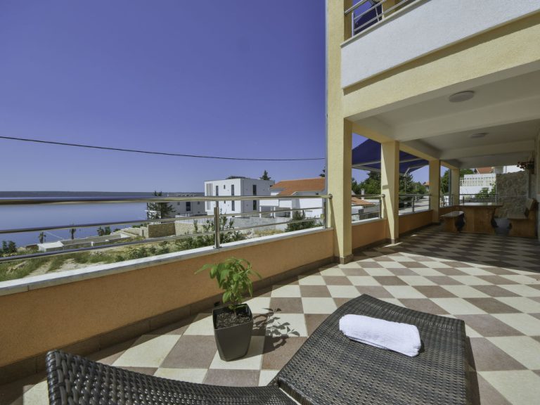 Tanja | Boeken bij Flickmyhouse