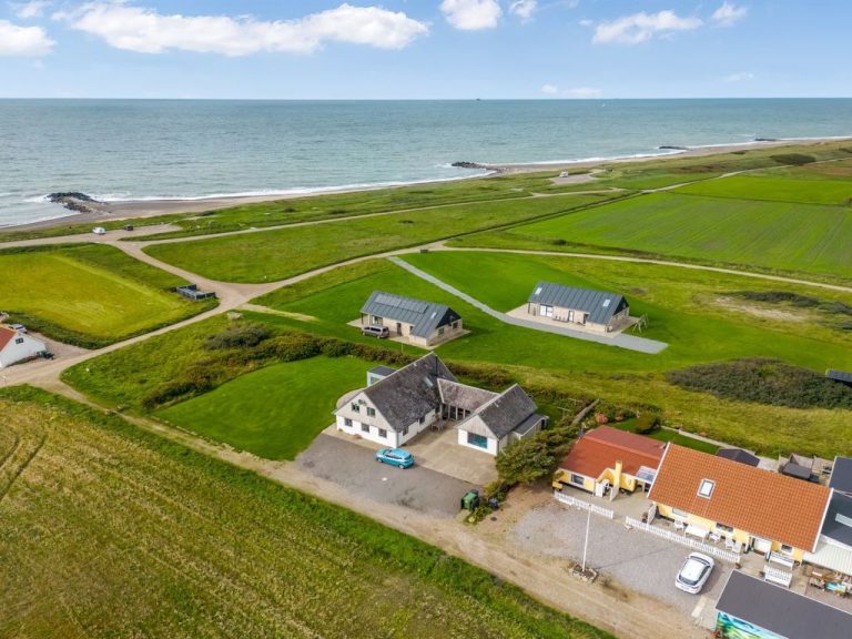 "Larentius" - 200m from the sea | Boeken bij Flickmyhouse