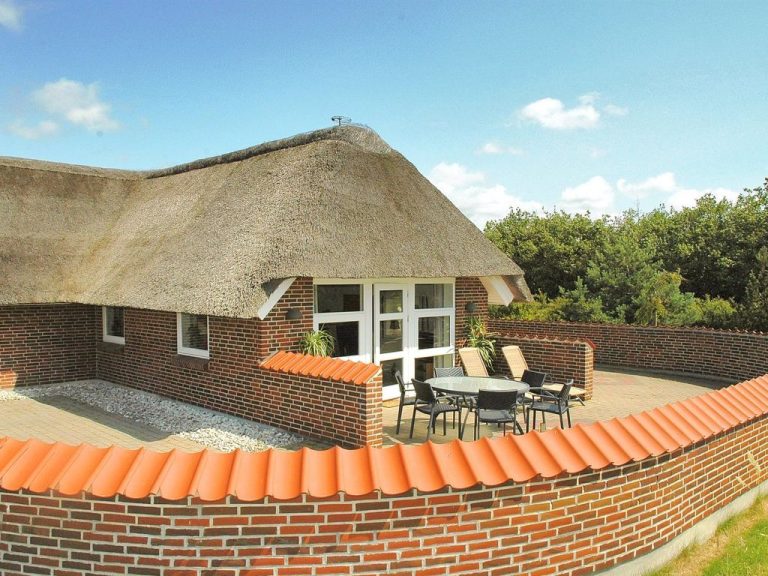 "Carolin" - 400m from the sea | Boeken bij Flickmyhouse