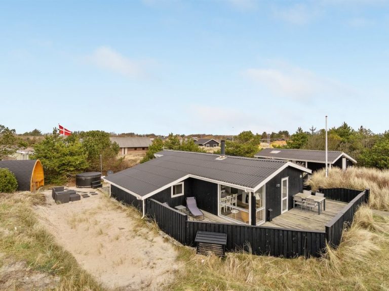 "Julan" - 600m from the sea | Boeken bij Flickmyhouse
