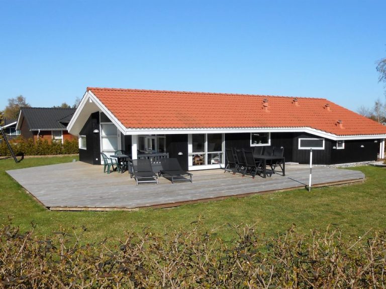 "Egino" - 1km from the sea | Boeken bij Flickmyhouse