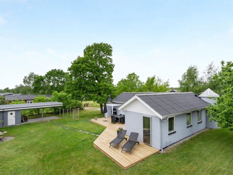 "Kerttuli" - 800m from the sea | Boeken bij Flickmyhouse