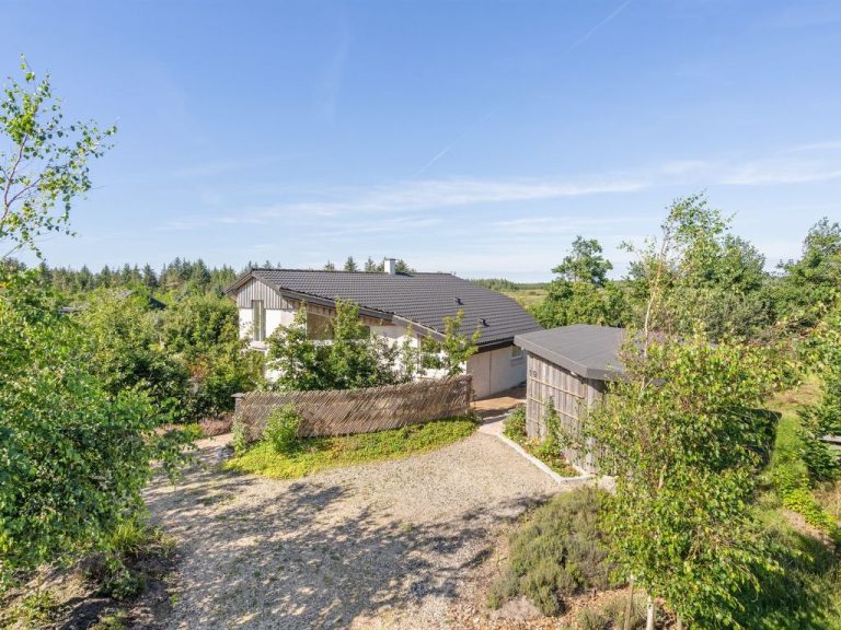 "Ullvi" - 3.8km from the sea | Boeken bij Flickmyhouse