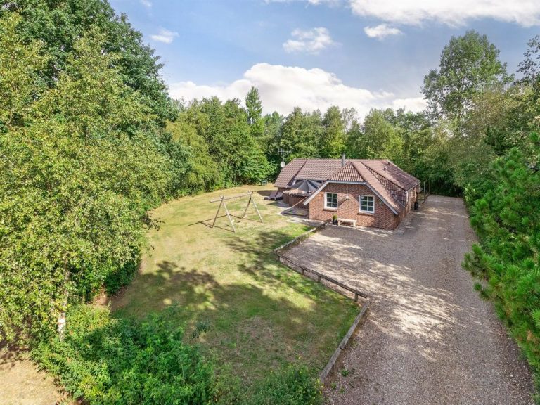 "Friederk" - 12km from the sea | Boeken bij Flickmyhouse