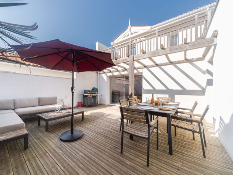 Les Patios de Flore | Boeken bij Flickmyhouse