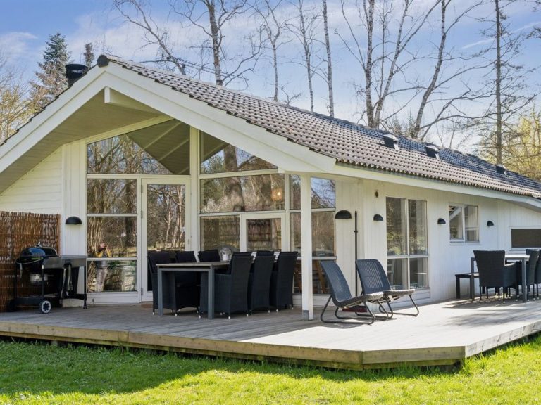 "Juke" - 425m from the sea | Boeken bij Flickmyhouse