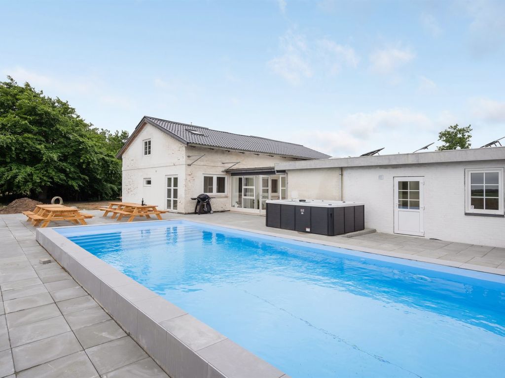 "Melin" - 7km from the sea | Boeken bij Flickmyhouse