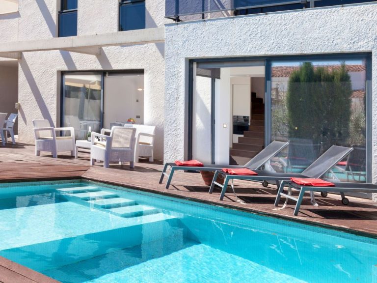 Villa Luxor | Boeken bij Flickmyhouse