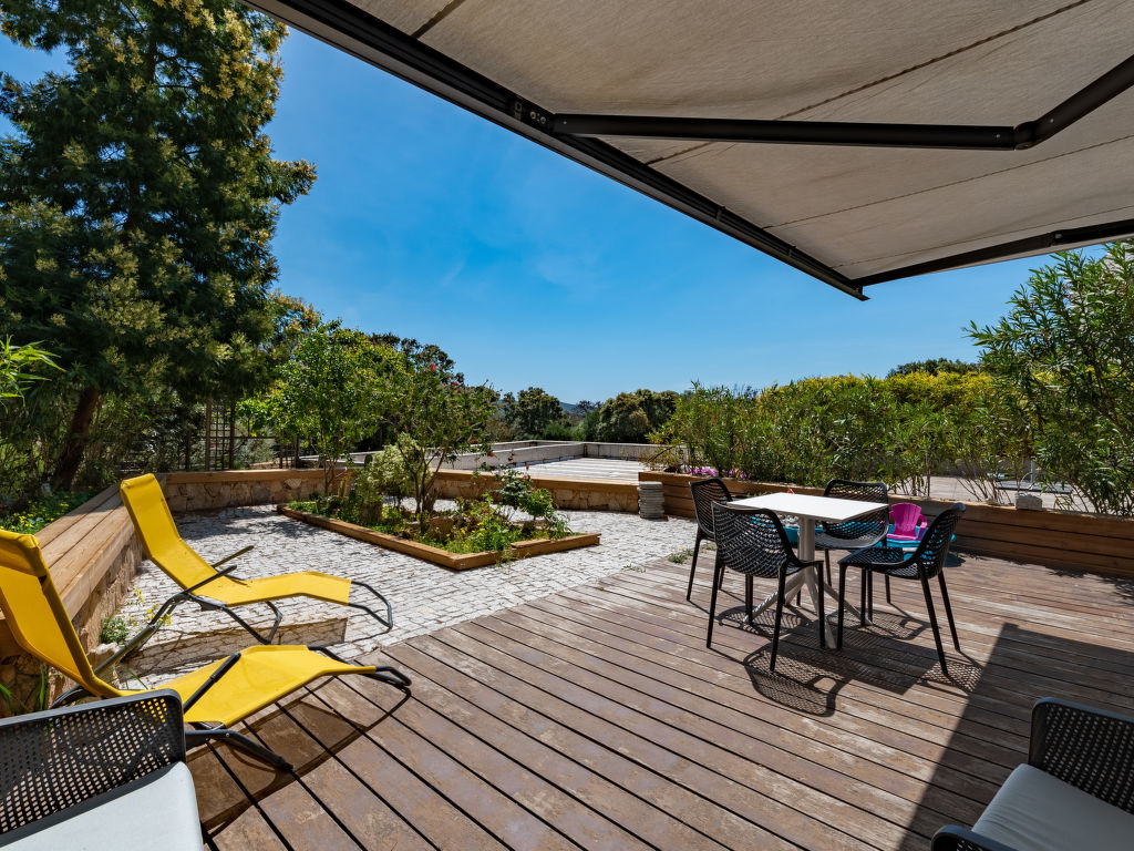 Bastion | Boeken bij Flickmyhouse