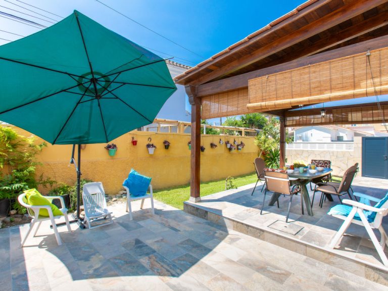 Riomar Beach House | Boeken bij Flickmyhouse