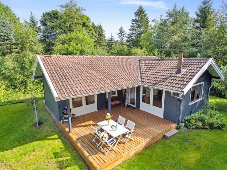 "Annamaria" - 30km from the sea | Boeken bij Flickmyhouse