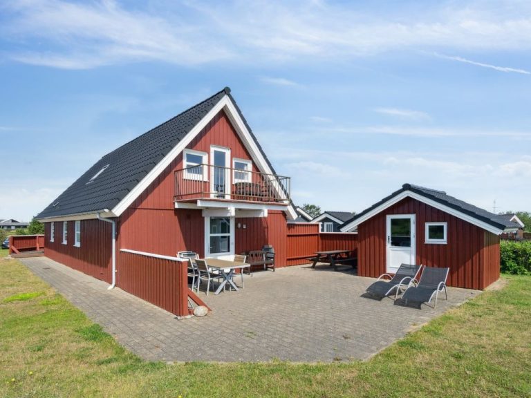 "Andor" - 500m from the sea | Boeken bij Flickmyhouse