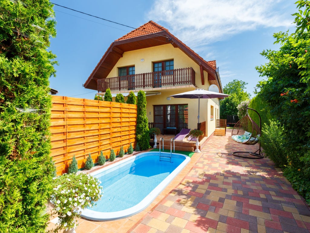 Ilona | Boeken bij Flickmyhouse