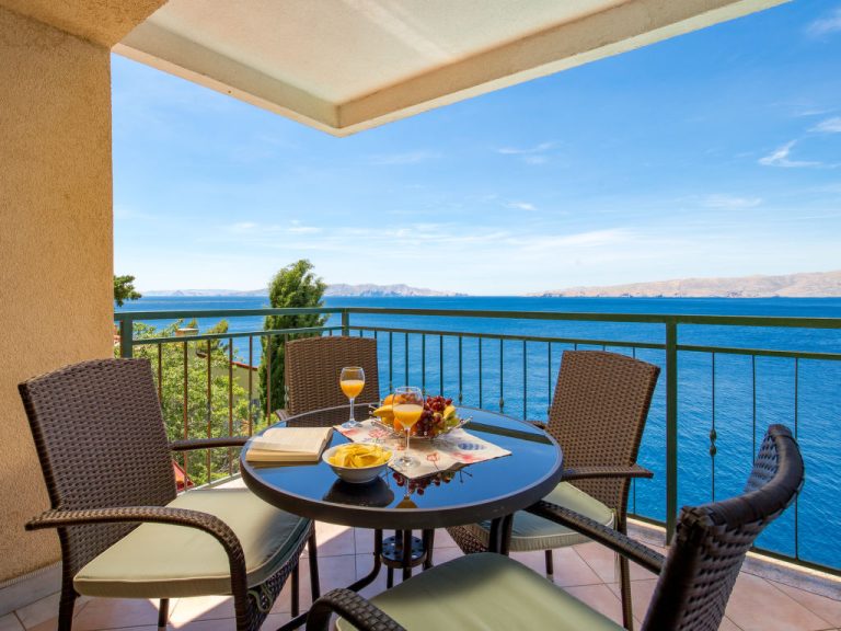 Marina | Boeken bij Flickmyhouse