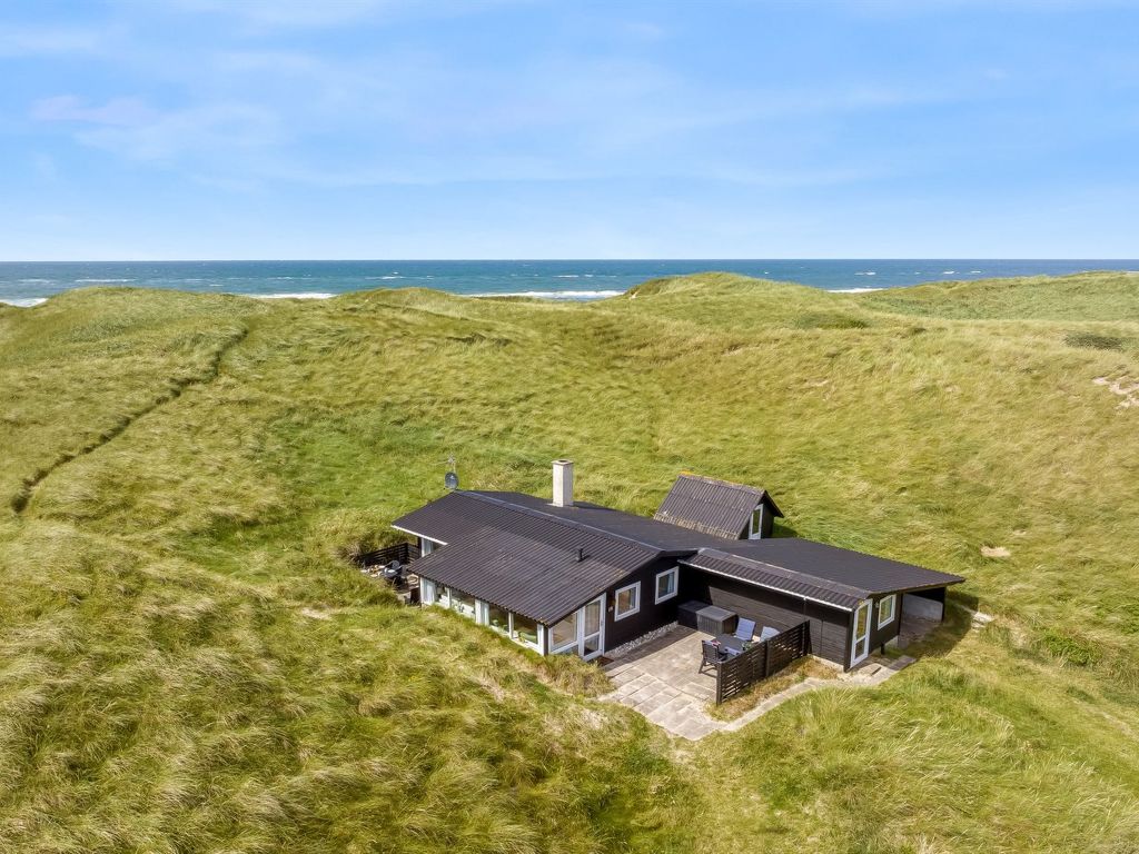 "Fromer" - 50m from the sea | Boeken bij Flickmyhouse