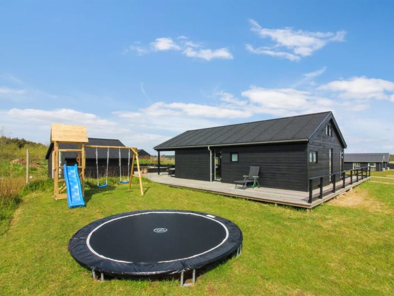 "Aldina" - 1.5km from the sea | Boeken bij Flickmyhouse