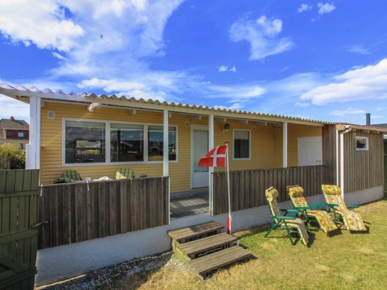 "Bozin" - 200m from the sea | Boeken bij Flickmyhouse