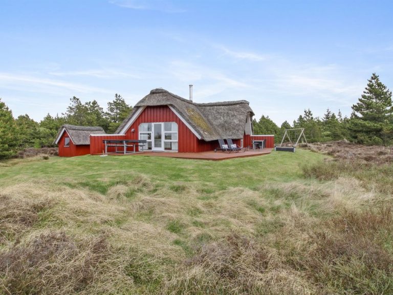 "Dida" - 3.1km from the sea | Boeken bij Flickmyhouse