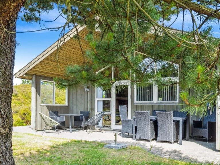 "Erlinda" - 3.1km from the sea | Boeken bij Flickmyhouse