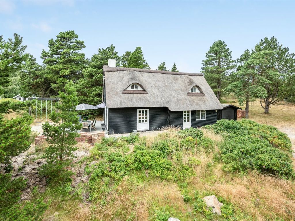 "Risto" - 2.3km from the sea | Boeken bij Flickmyhouse
