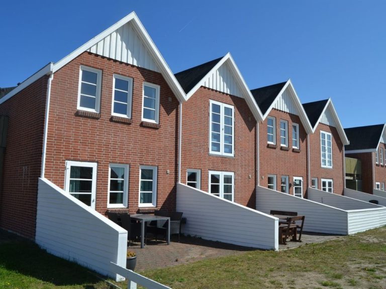 "Lorenz" - 2.3km from the sea | Boeken bij Flickmyhouse