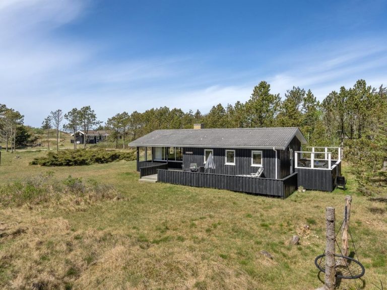 "Melisande" - 950m from the sea | Boeken bij Flickmyhouse